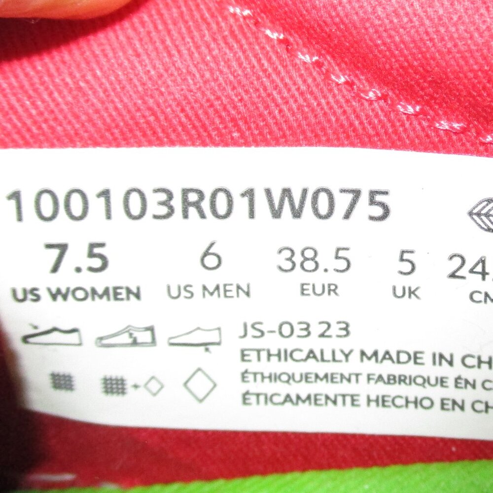 Cariuma OCA Low Sneakers - Picture 10 of 16